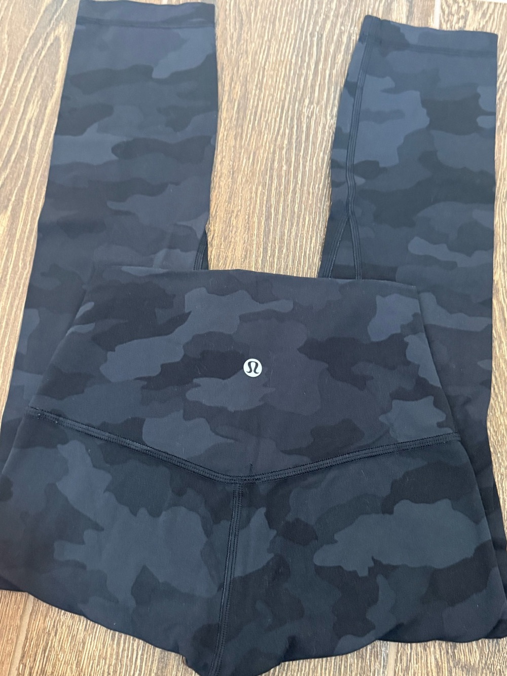 Lululemon Align Crop *21" Incognito Camo Multi Grey size 2